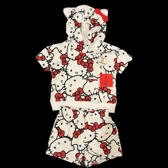 Hello Kitty Outfits Size 3T - Picture 4 of 12